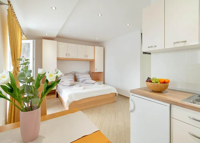 Apartment Dora Makarska