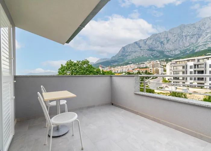 Dora Apartment Makarska